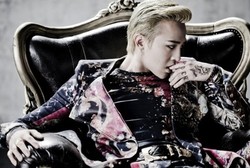 Album Mini G-Dragon Terjual 50 Ribu Kopi dalam Dua Hari