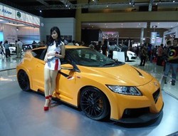 Honda CR-Z dalam Sentuhan Mugen