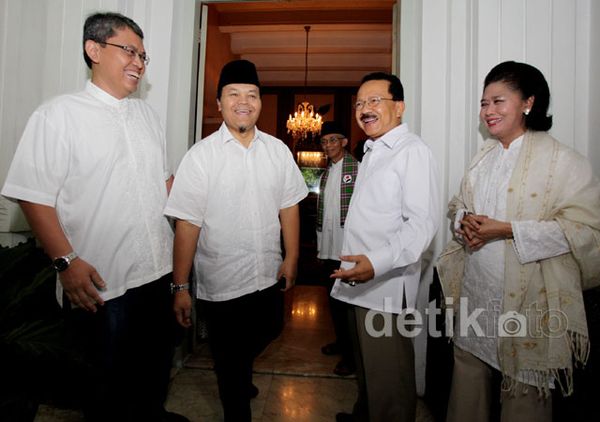 Jelang Pencoblosan, HNW Sambangi Foke