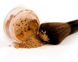 Kelebihan & Kekurangan Make-up Berlabel Mineral