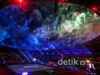 Pesta Kembang Api dan Sinar Laser Tutup PON Riau