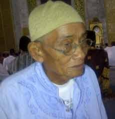 Calhaj Tertua di Surabaya Rela Jual Stan Besi di Pasar Loak