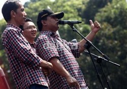 PPP: Prabowo Jelas Ambil Manfaat dari Popularitas Jokowi