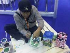 Gara-Gara Kaleng Krupuk Bisa ke Luar Negeri