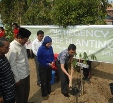 Wujudkan Kota Hijau, Pemkab OKI Sumsel Garap Program 100 Juta Pohon