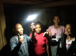 Kasihan, Warga Pedalaman NTT Baru Dapat Listrik Sejak RI Merdeka