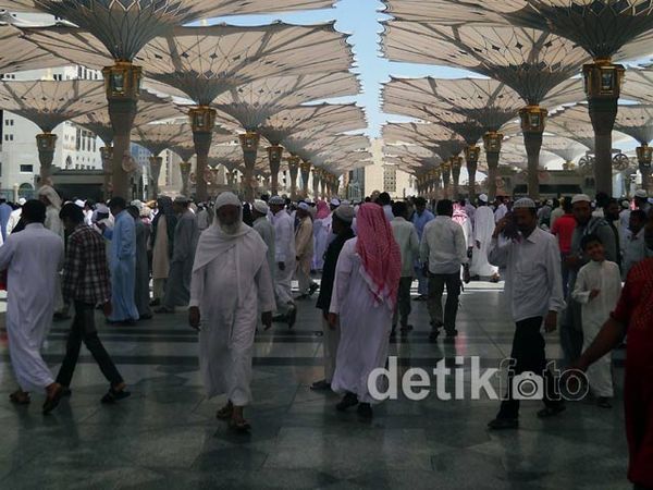 Masjid Nabawi Usai Salat Jumat