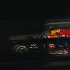 Vettel Kembali Tercepat, Button Kedua