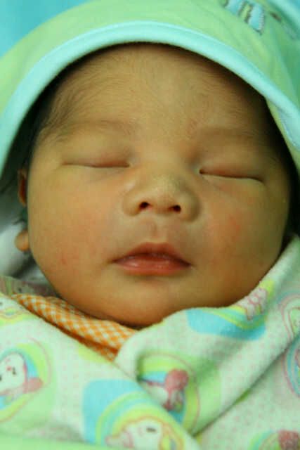 Harits Arya Xatriawan, 6 Bulan, Lelaki