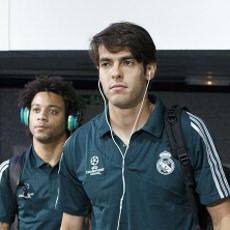 Santos Juga Coba Bidik Kaka