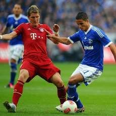 Tekuk Schalke, Bayern Rebut Puncak Klasemen
