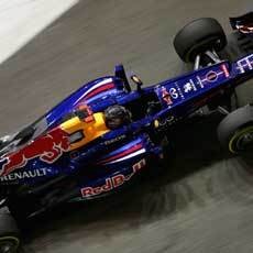 Kuasai Hari Pertama, Vettel Tak Mau Terlena