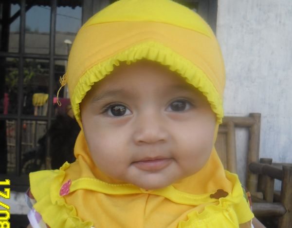 Titania Khanza Alova, 7 Bulan, Perempuan