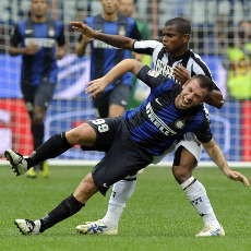 Inter Dikalahkan Siena di Meazza