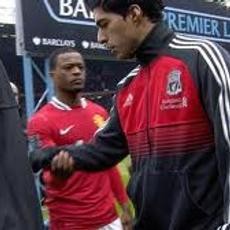 Kepada Suarez dan Evra, Bersalamanlah