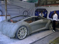 Awal Oktober, Dahlan Iskan Siap Tancap Gas Ferrari Listrik