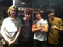 CN Blue Sukses Konser Perdana di London