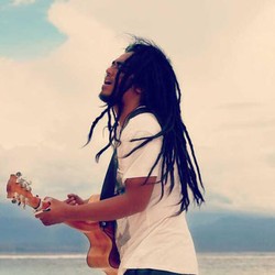 Free Download: Ray DSky - Terjebak di Pulau Yang Indah