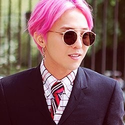 5 Idola KPop dengan Rambut Pink
