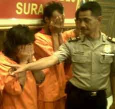 Satu Keluarga Kompak Berbisnis Narkoba