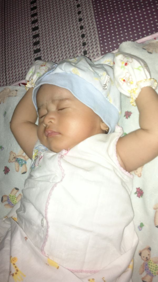 Latifa Alya Zurraida, 5 Bulan, Lelaki