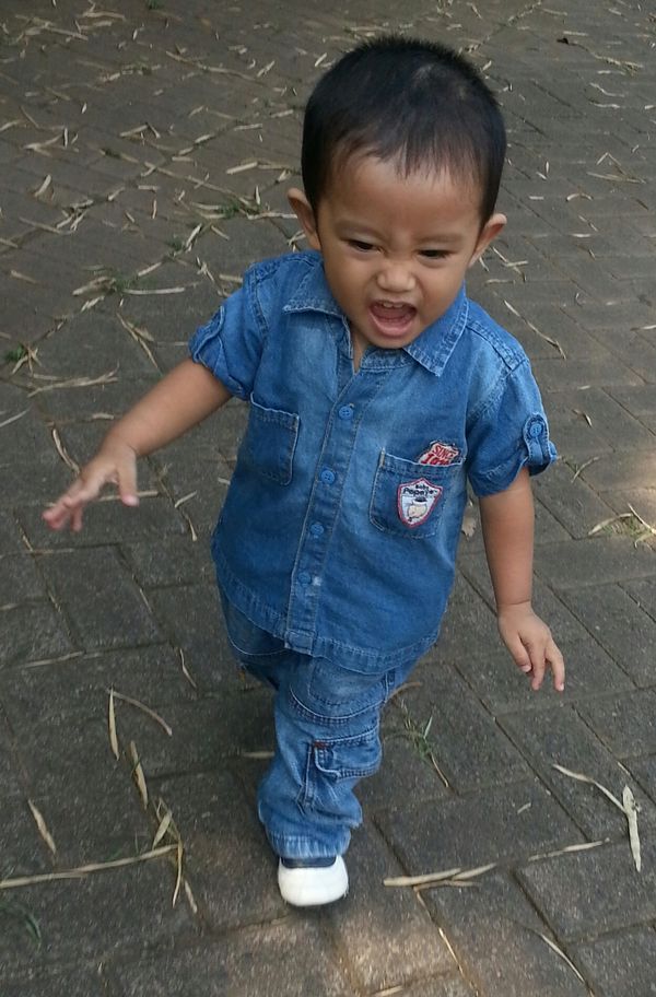 Priya Bhagaskara, 1,9 Tahun, Lelaki