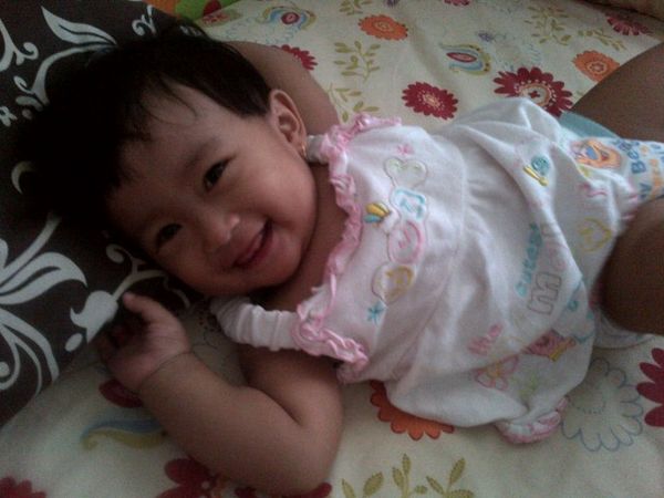 Nadyathari Sophie Andrea, 5 Bulan, Perempuan