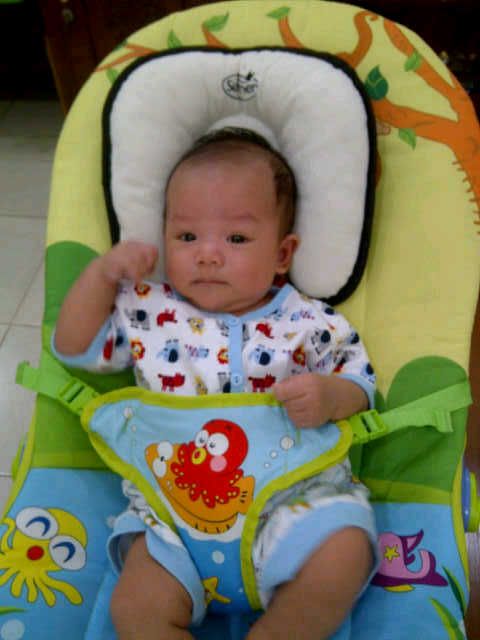 Alden Dexter Purnama Lie, 5 Bulan, Lelaki