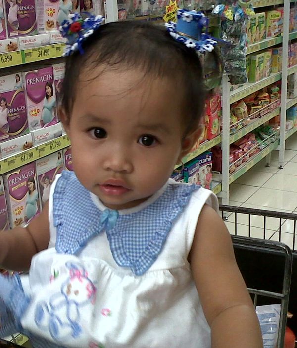 Azela Shafa Kemilau Prastiwi, 1,5 Tahun, Perempuan