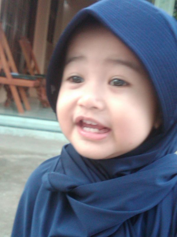 Larasati R Azhar, 2,4 Tahun, Perempuan