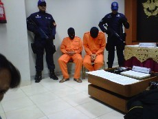 6 Ton Kain Ilegal Diamankan di Semarang