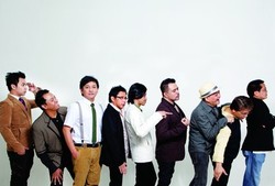 Mobil Pengangkut Barang Kahitna dan Yovie and Nuno Raib