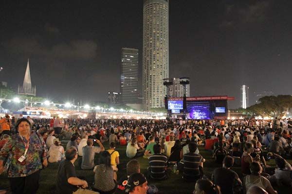 Pertemuan Musik dan Mobil Balap di F1 Singapore Grand Prix