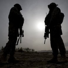 Kencingi Mayat Taliban, 2 Marinir AS akan Diadili di Pengadilan Militer