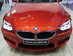 BMW M6 untuk Penyuka Balap