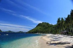 Pulau Sikuai, Bukti Dahsyatnya Keindahan Pesisir Sumbar