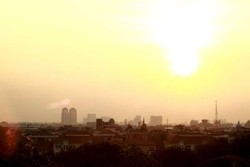 Menyaksikan Kemilau Pesisir Jakarta dari Ketinggian