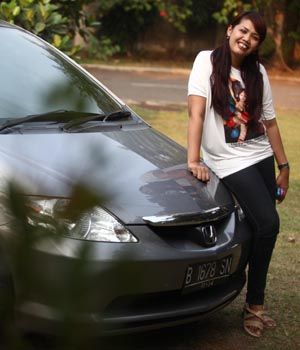 Ely Sugigi, Dari Pembantu Rumah Tangga Hingga Jadi Jutawan