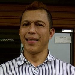 Bang Tigor Lega Bacakan Ikrar Talak