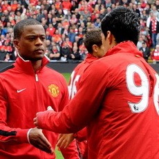 Evra Bicara Soal Jabat Tangan dengan Suarez