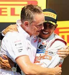 McLaren Tak Akan Menyerah Sampai di Brasil