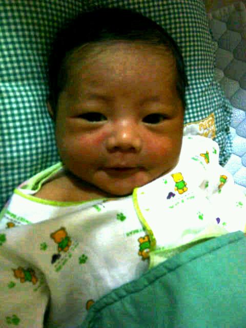 Mikayla Rayna Nisaka, 1 Bulan, Perempuan