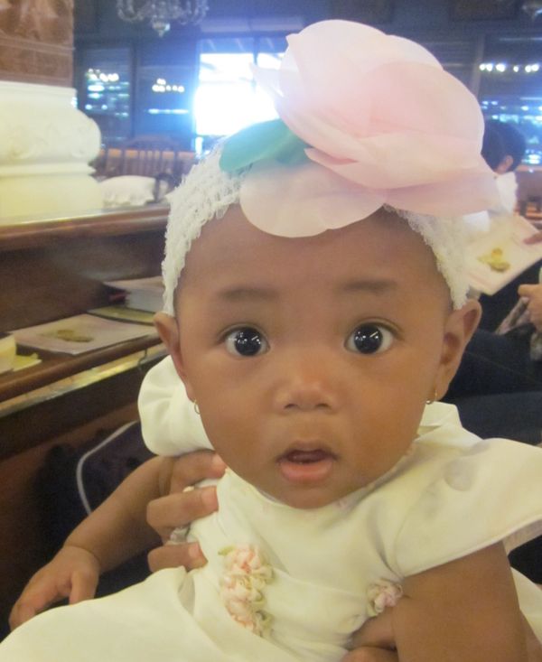 Vania Criselda Damarpati, 1 Tahun, Perempuan