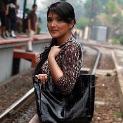 Syuting Video Klip Kesakitanku, Ashanty Gaet Samuel Rizal