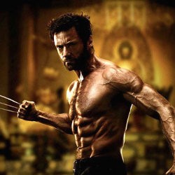 Hugh Jackman Pamer Otot di Foto Pertama The Wolverine