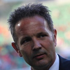 Mihajlovic Impikan Latih Inter
