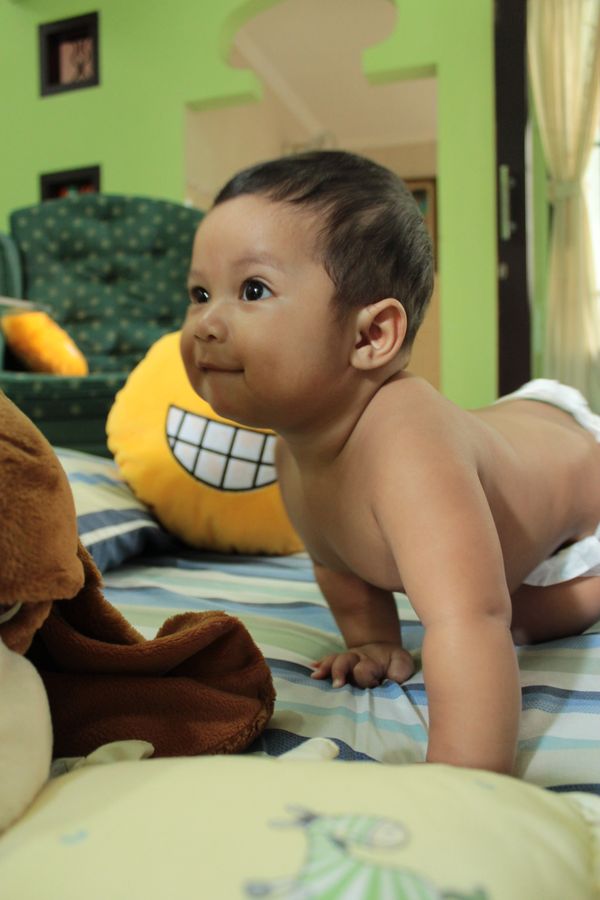 Erel carla Fawwaaz Yudhistira, 7 Bulan, Lelaki