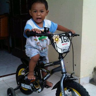 Aditya Dharma Putra, 1,6 Tahun, Lelaki