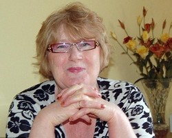 Menikah Sampai 6 Kali, Wanita 63 Tahun Ini Masih Cari Cinta Sejati