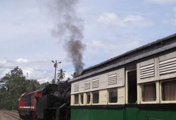  Tuut tuut! Ayo Naik Kereta Mak Itam